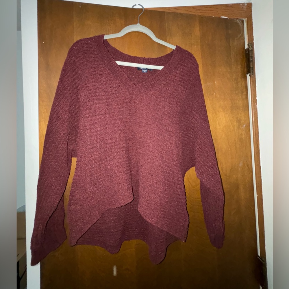 Like new American Eagle sweater - Picture 1 of 2